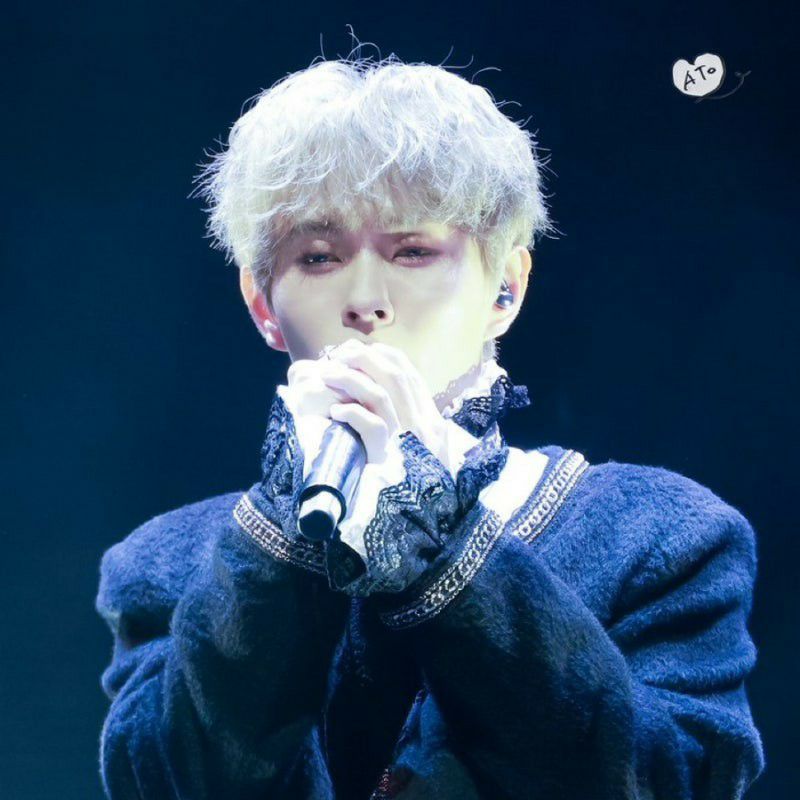 A moment captured by a fan of Lee Byeongchan