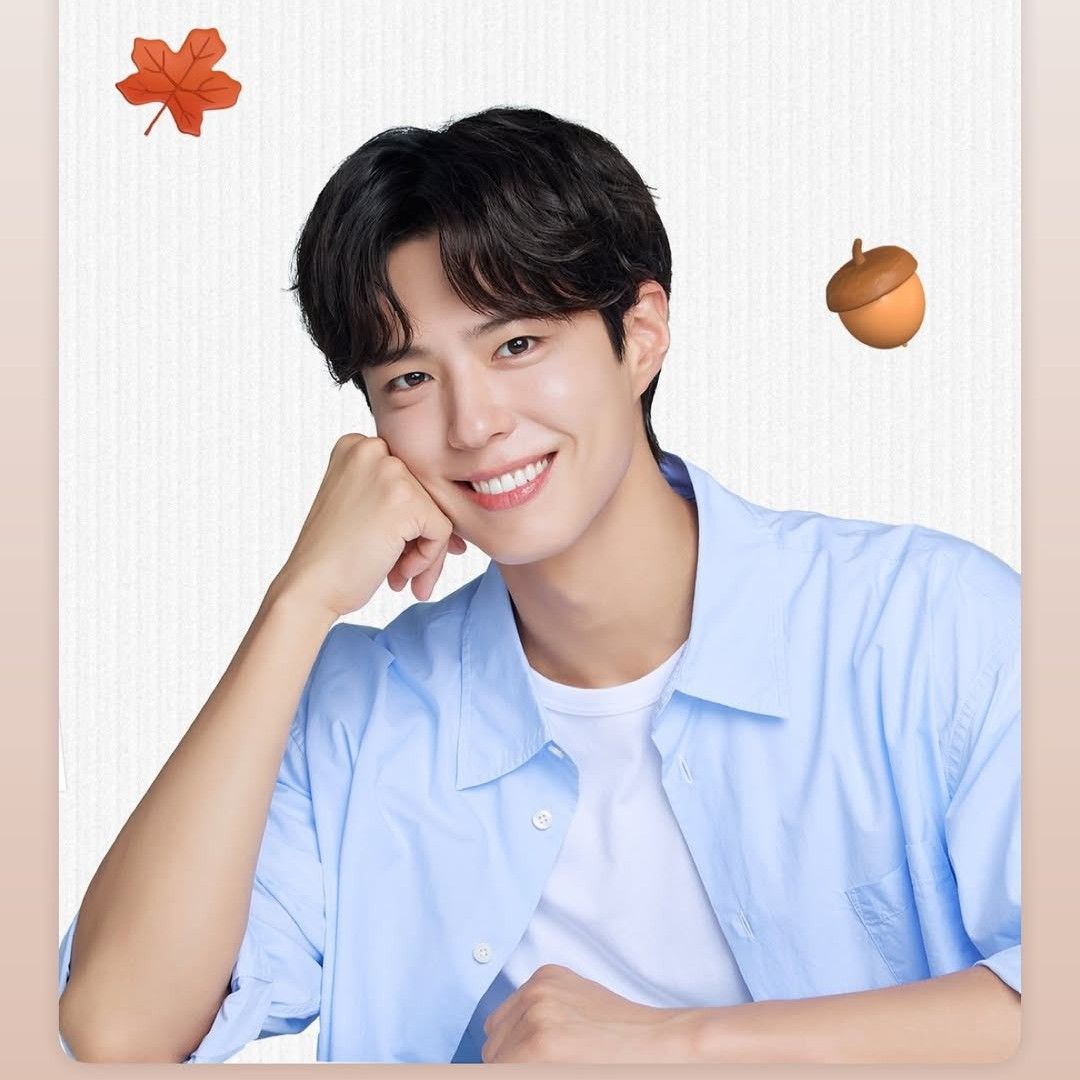 Recent activity shot of Park Bogum