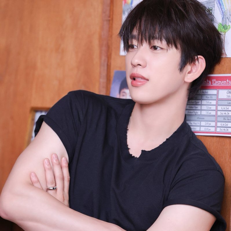 粉丝拍下的朴珍荣瞬间