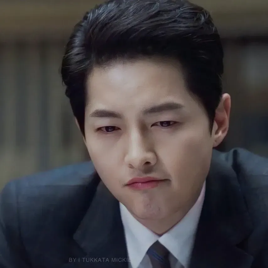 Behind-the-scenes cut of Song Joongki