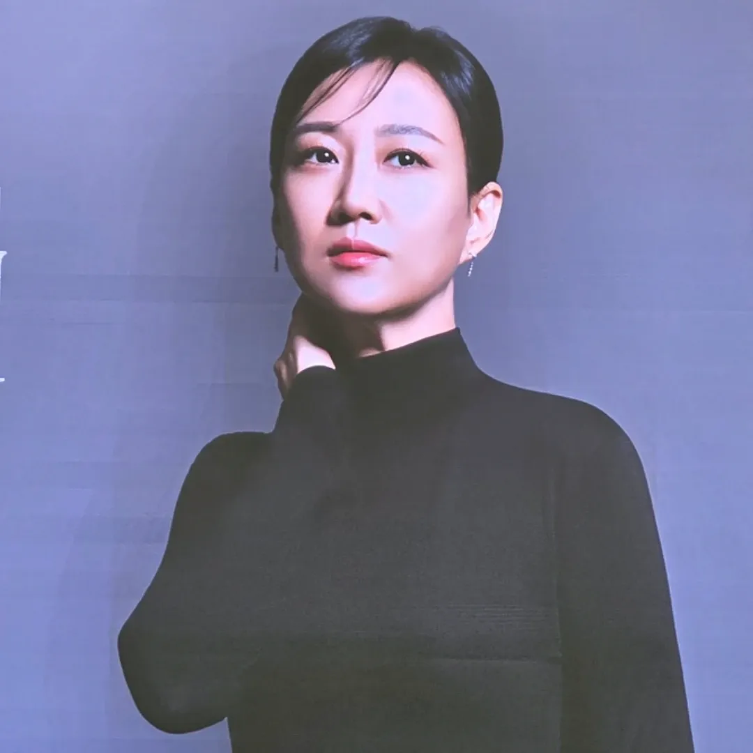 Recent activity shot of Jang Yoonjeong