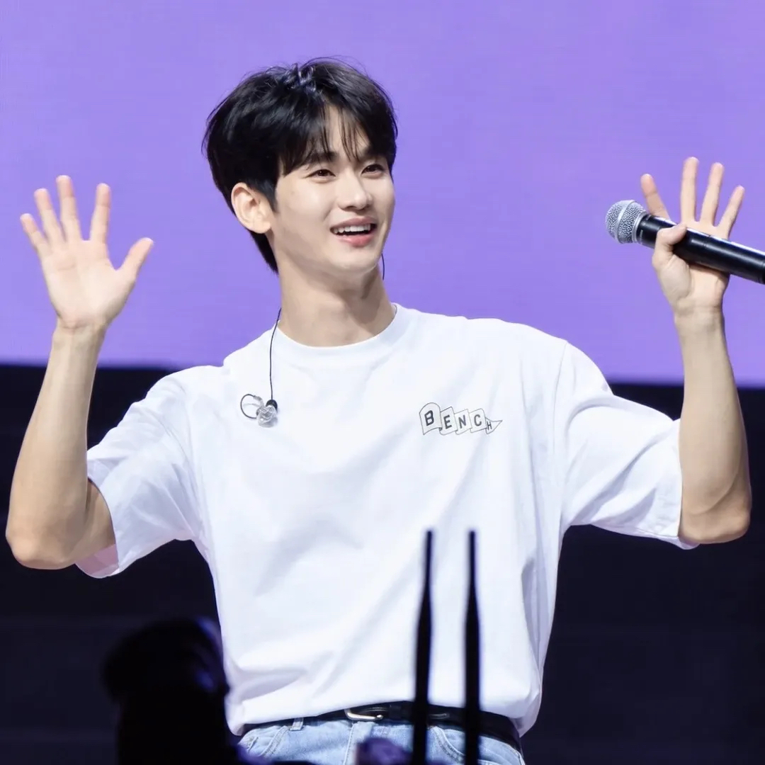 Latest photo of Kim Soohyun