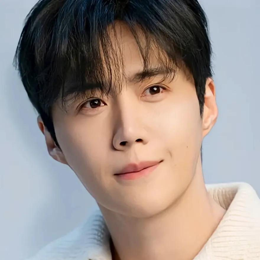 Behind-the-scenes cut of Kim Seonho