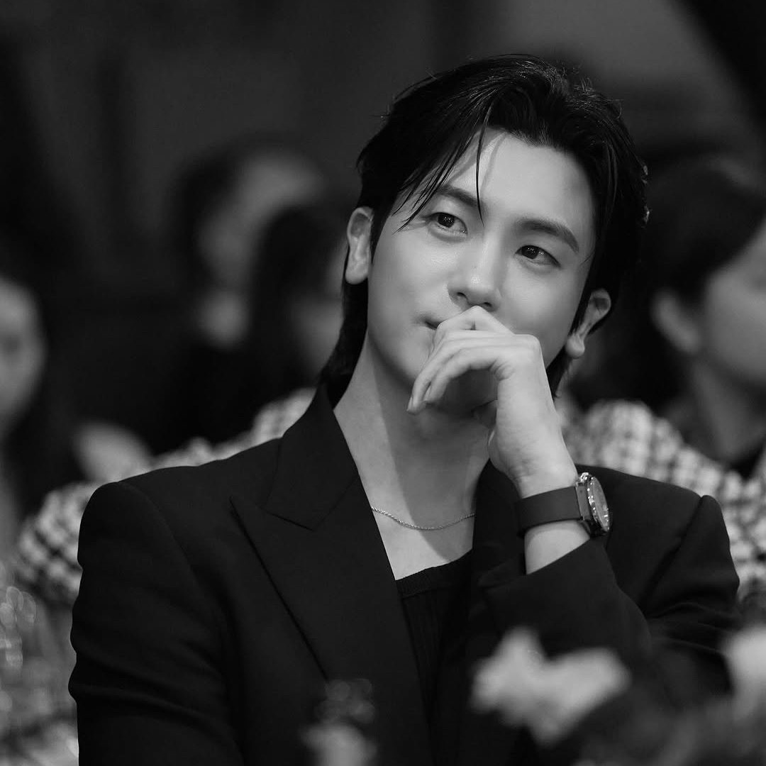 Recent activity shot of Park Hyungsik