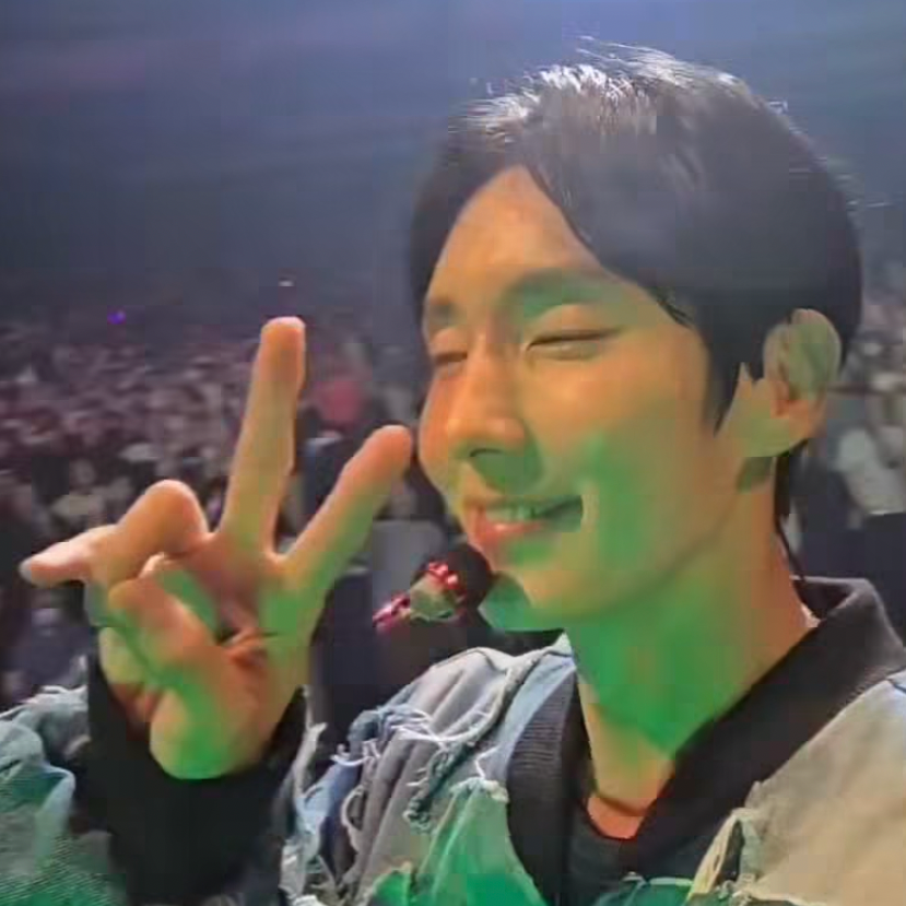 Recent activity shot of Lee Joongi