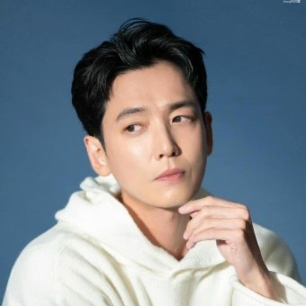 Behind-the-scenes cut of Jung Kyungho
