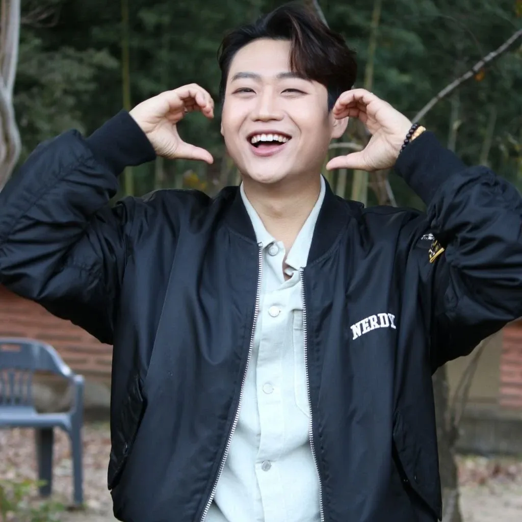 Recent activity shot of Min Soohyun