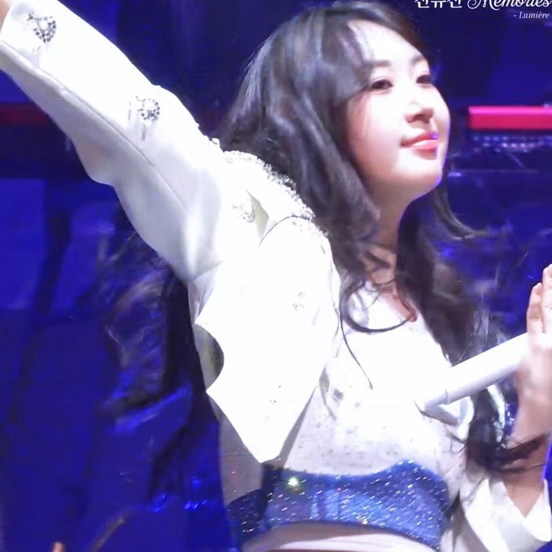 Foto kegiatan terbaru dari Jeon Yujin