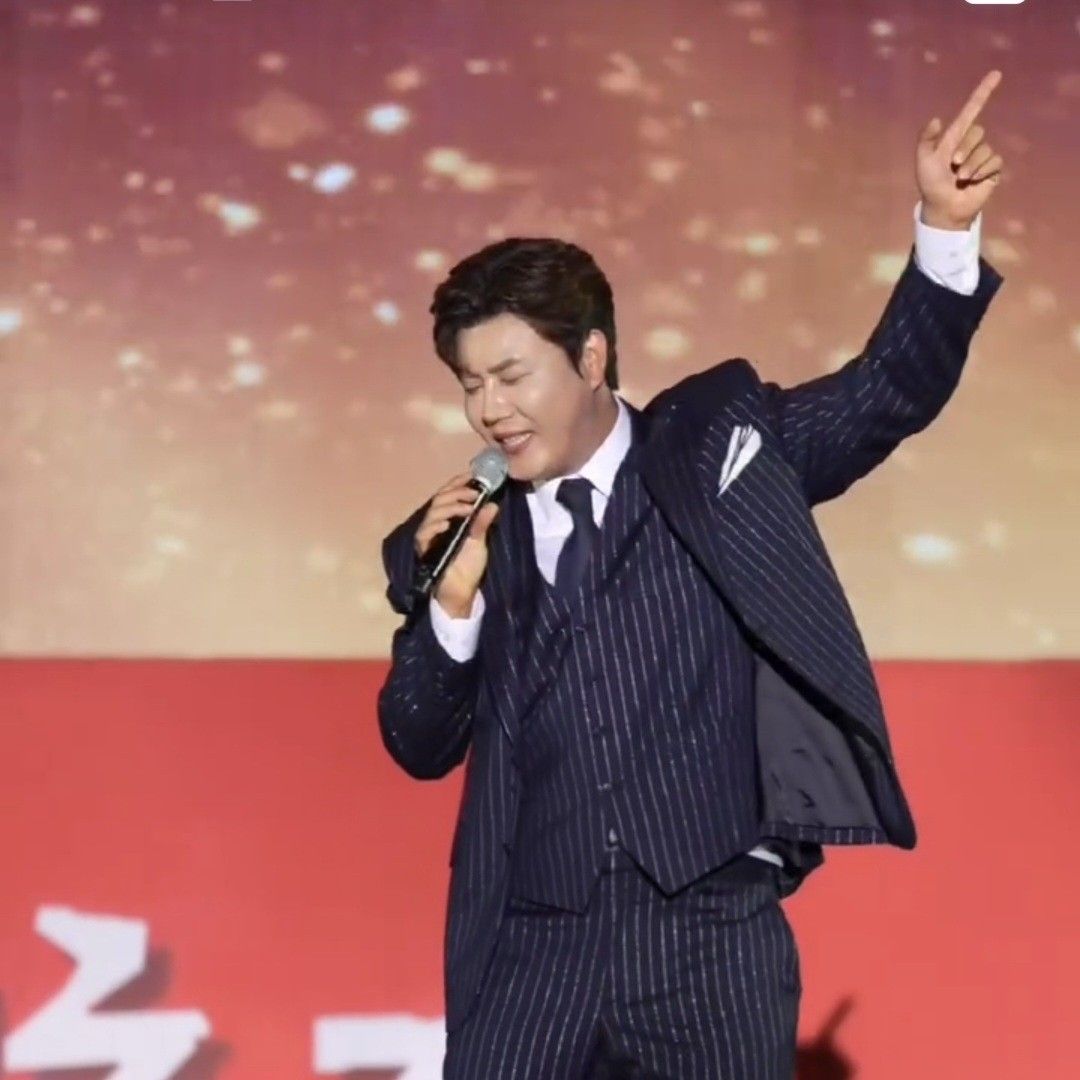 チン・ヘソンの最新写真