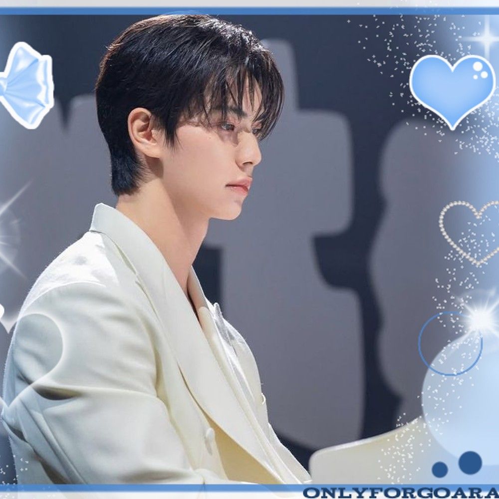 A moment captured by a fan of Lee Chaemin