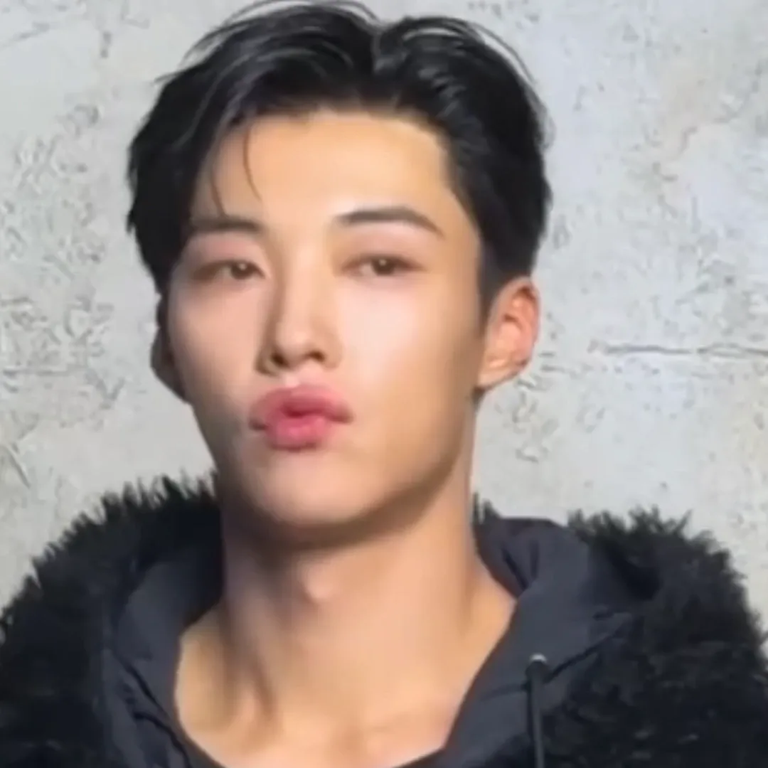 Behind-the-scenes cut of Woo Dohwan