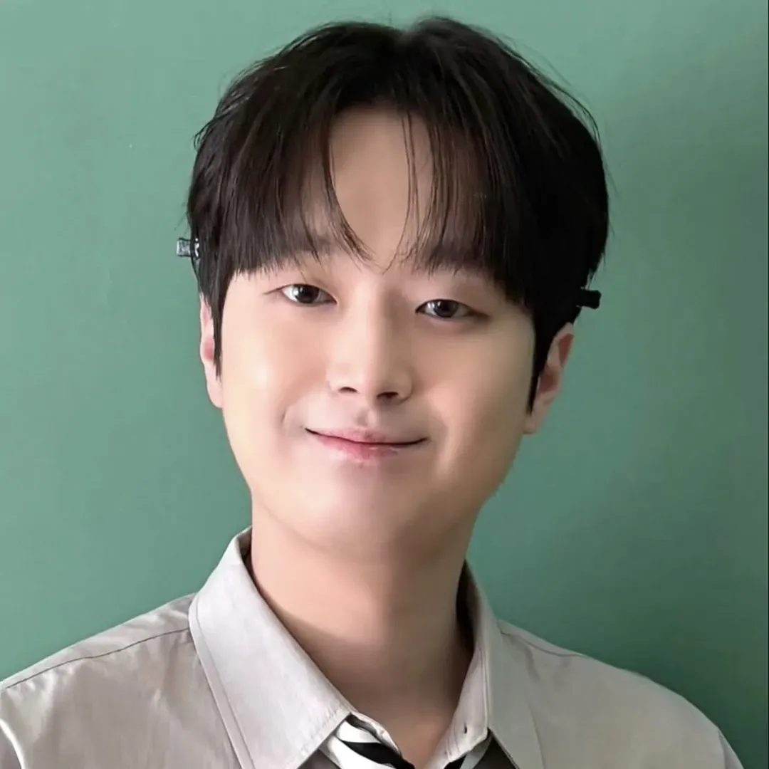 Recent activity shot of Lee Chanwon