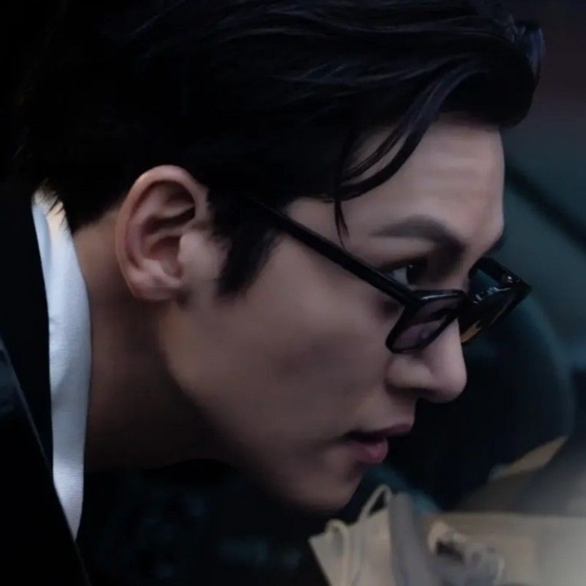 チ・チャンウクのビハインドカット