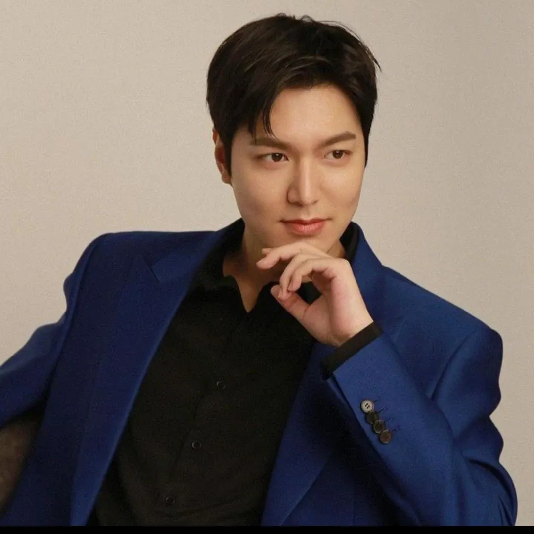 Recent activity shot of Lee Minho
