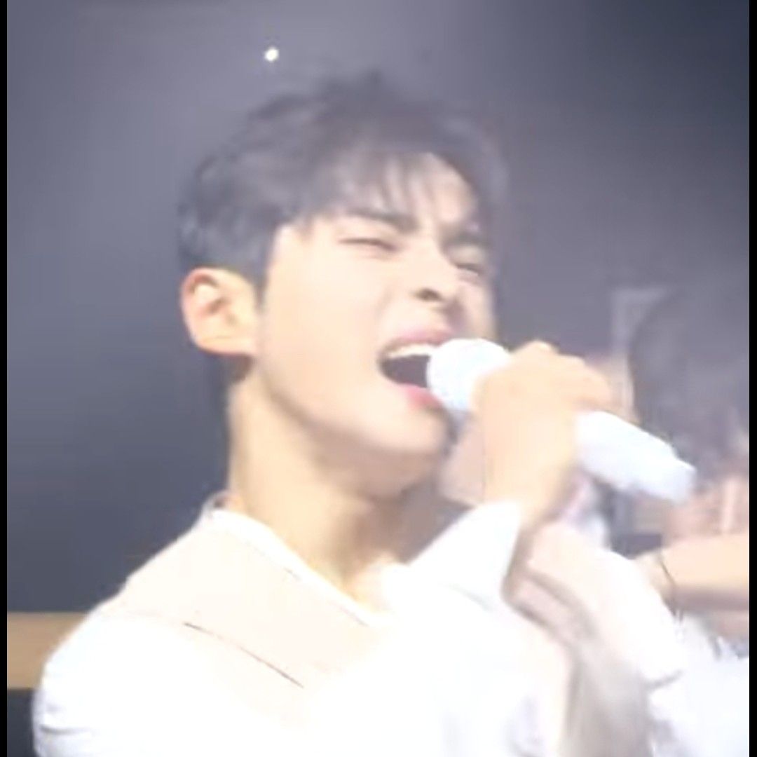 Latest photo of Seong Ri