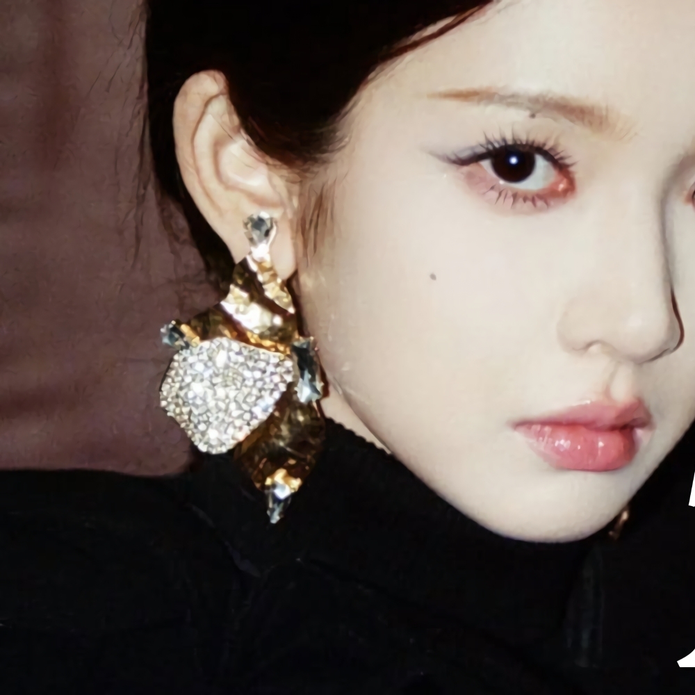 Latest photo of Zhang Miaoyi