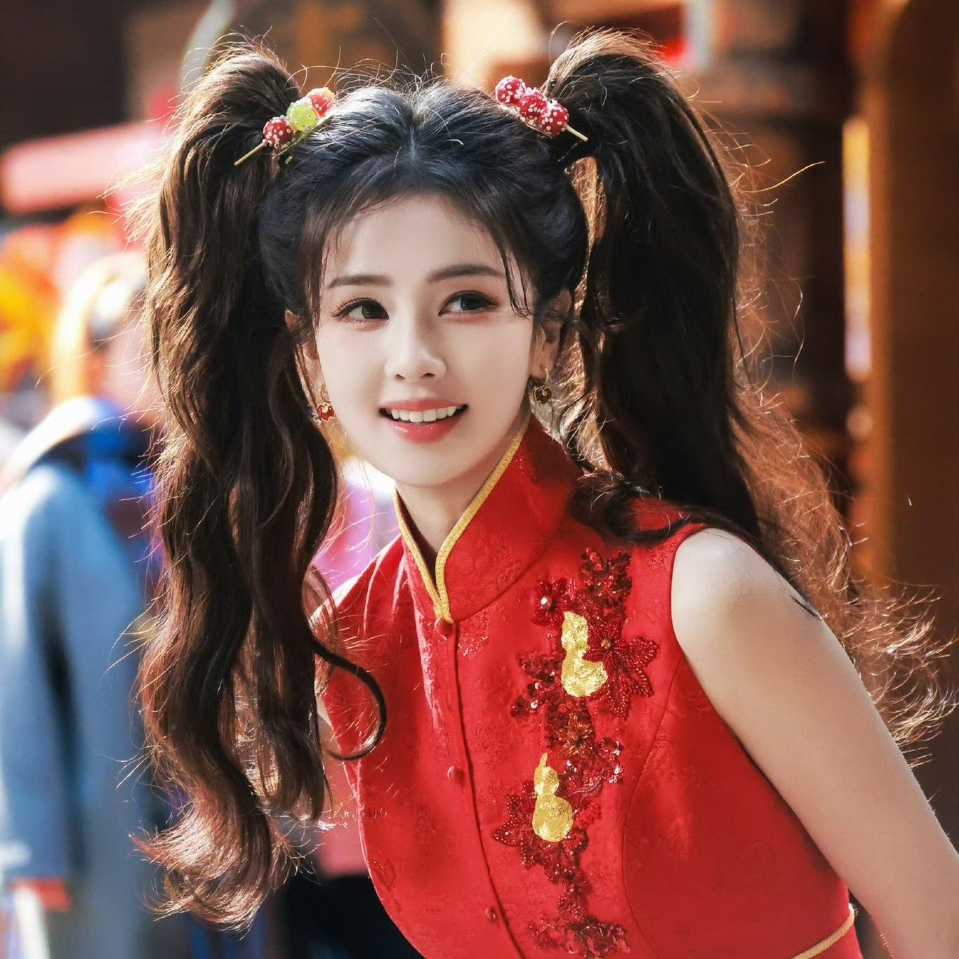 Recent activity shot of Bai Lu