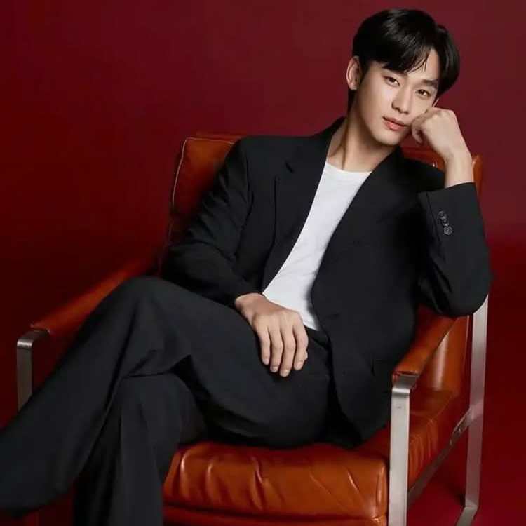 Latest photo of Kim Soohyun