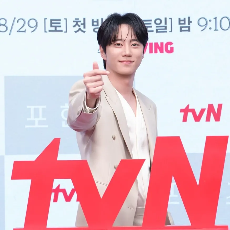 Latest photo of Lee Junyoung
