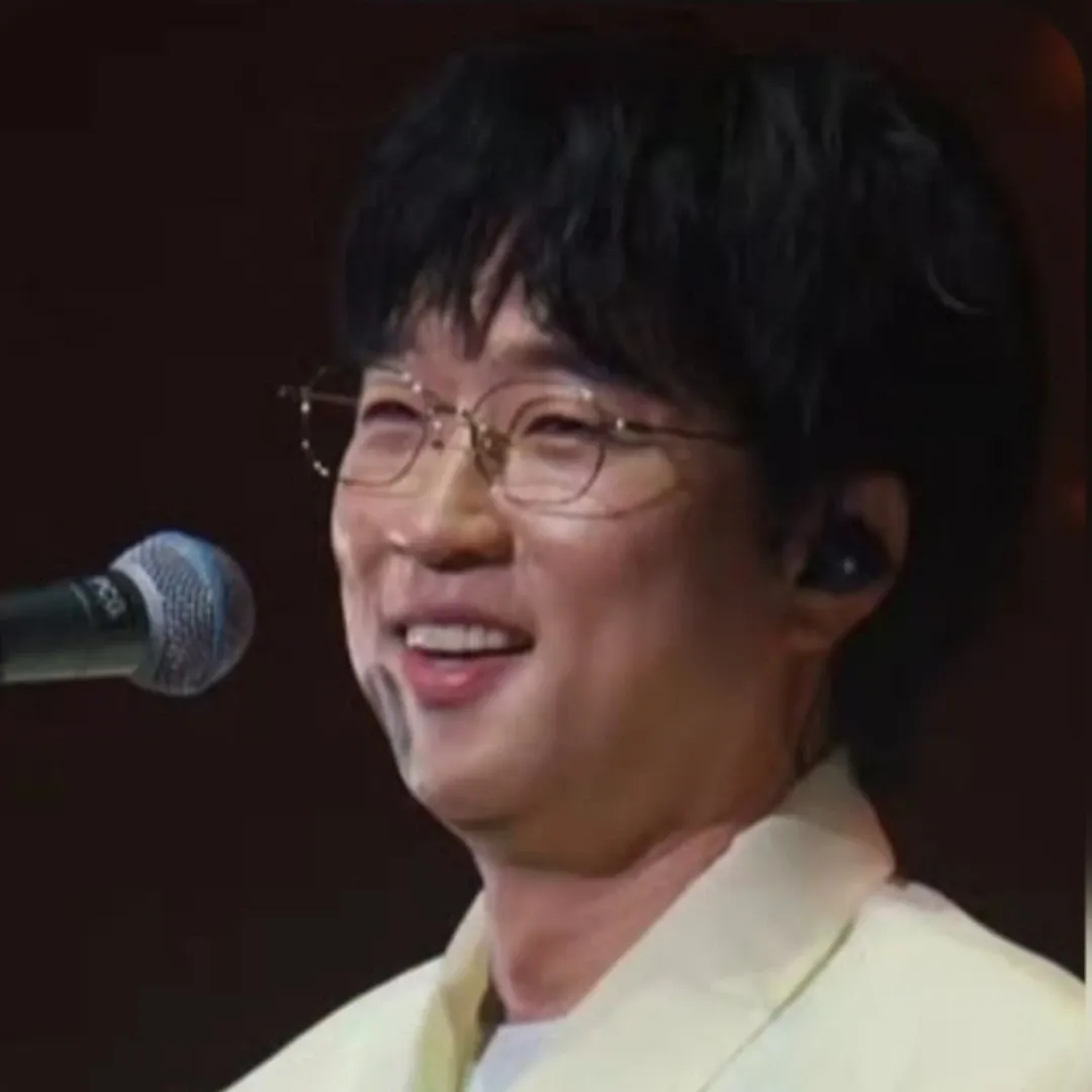 Behind-the-scenes cut of Bak Changgeun
