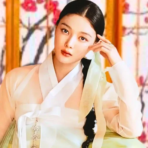 Behind-the-scenes cut of Kim Youjung