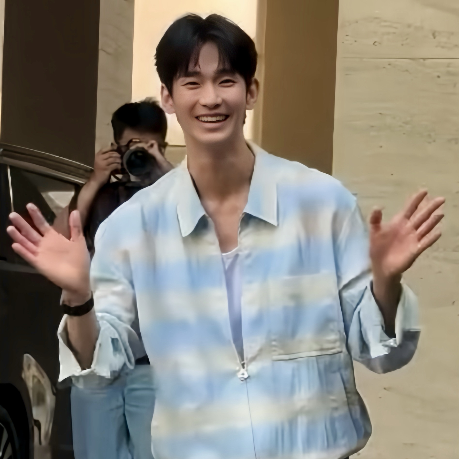 A moment captured by a fan of Kim Soohyun