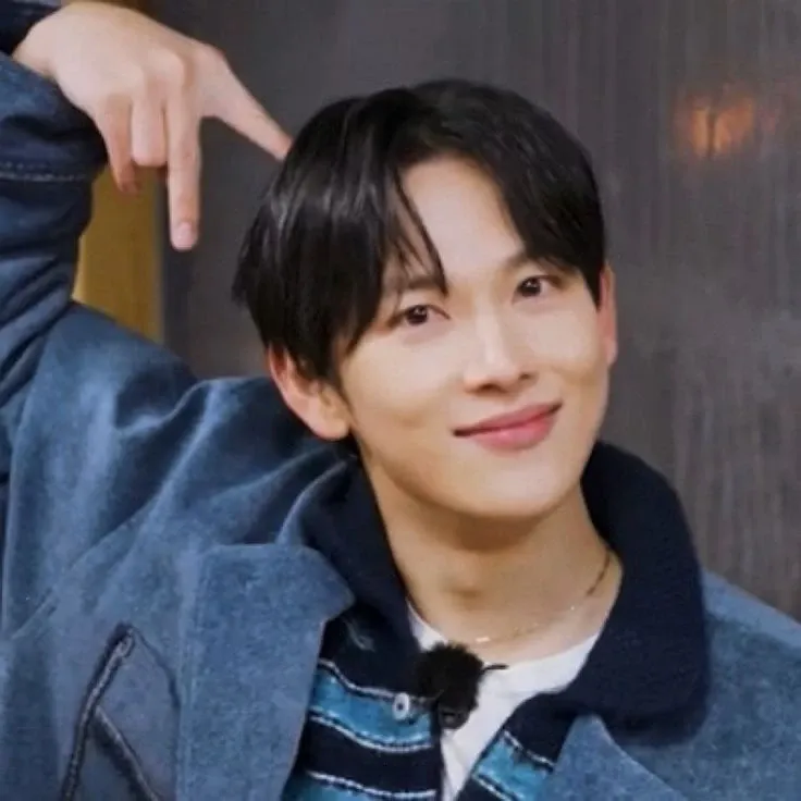 Recent activity shot of Yim Siwan