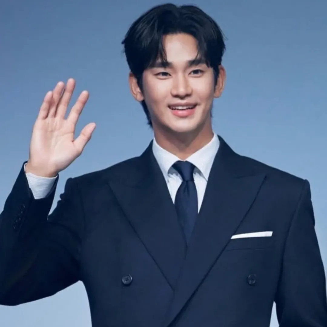 Behind-the-scenes cut of Kim Soohyun