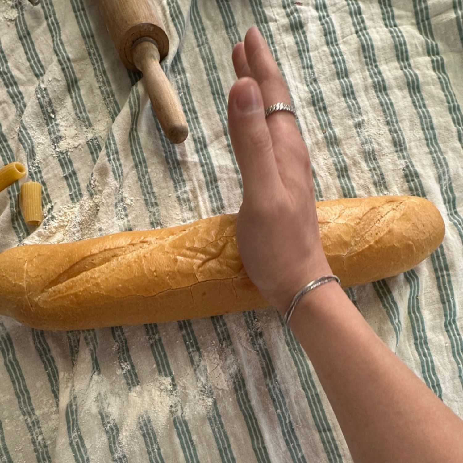 Cuplikan di balik layar dari Doh Kyungsoo (D.O.)