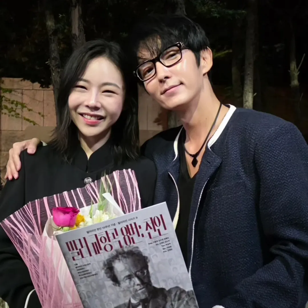 Cuplikan di balik layar dari Lee Joongi