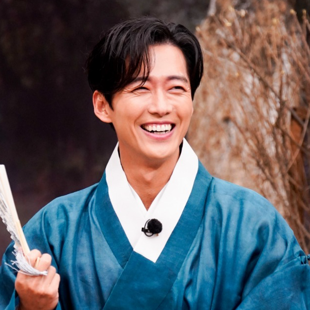 Latest photo of Namkoong Min