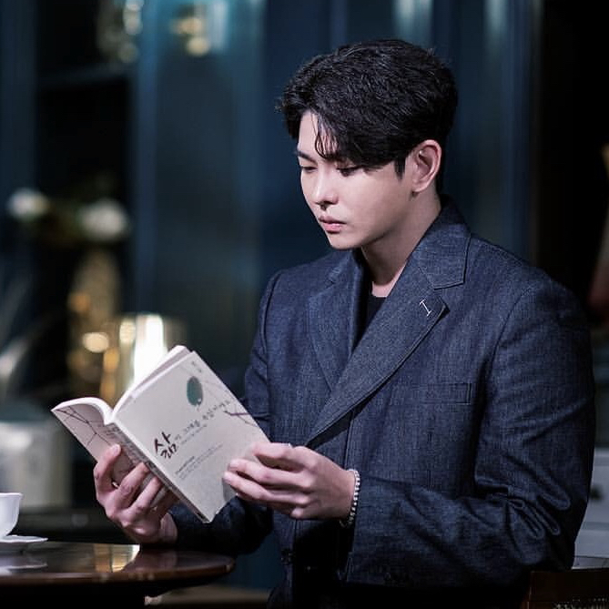 Latest photo of Yoon Kyunsang