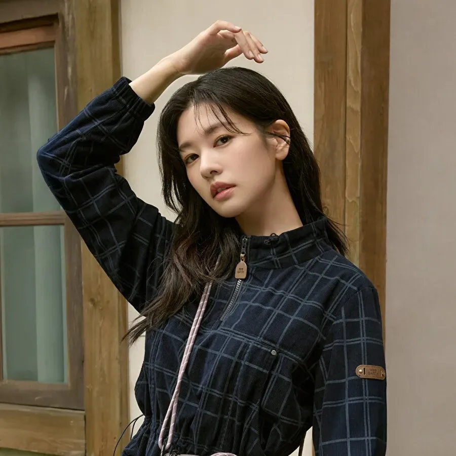 Recent activity shot of Jung Somin