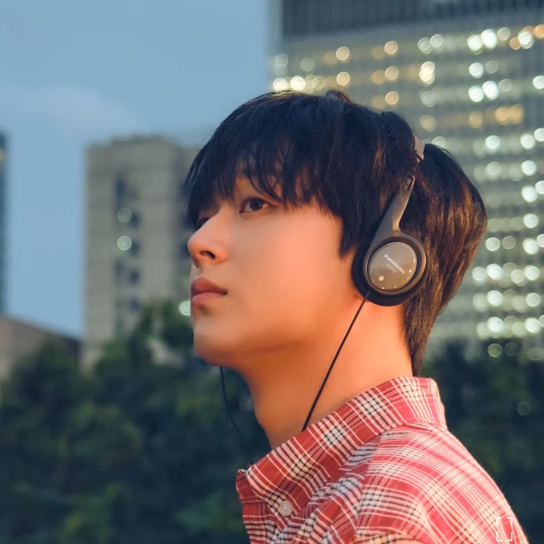 Foto kegiatan terbaru dari Lee Chanwon