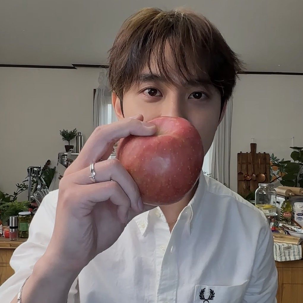 Recent activity shot of Doh Kyungsoo (D.O.)