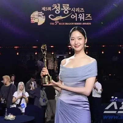 김고은의 최신 사진