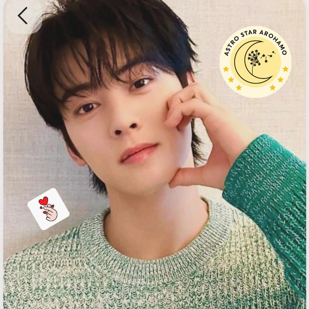 A moment captured by a fan of Cha Eunwoo