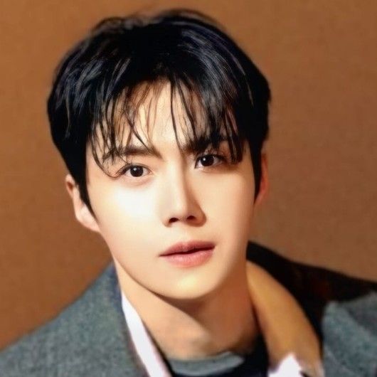 Recent activity shot of Kim Seonho