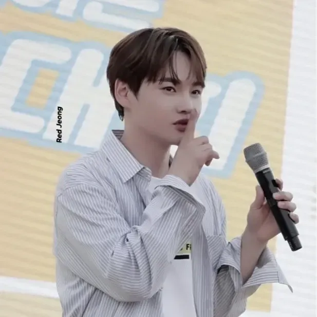 박서진의 비하인드 컷
