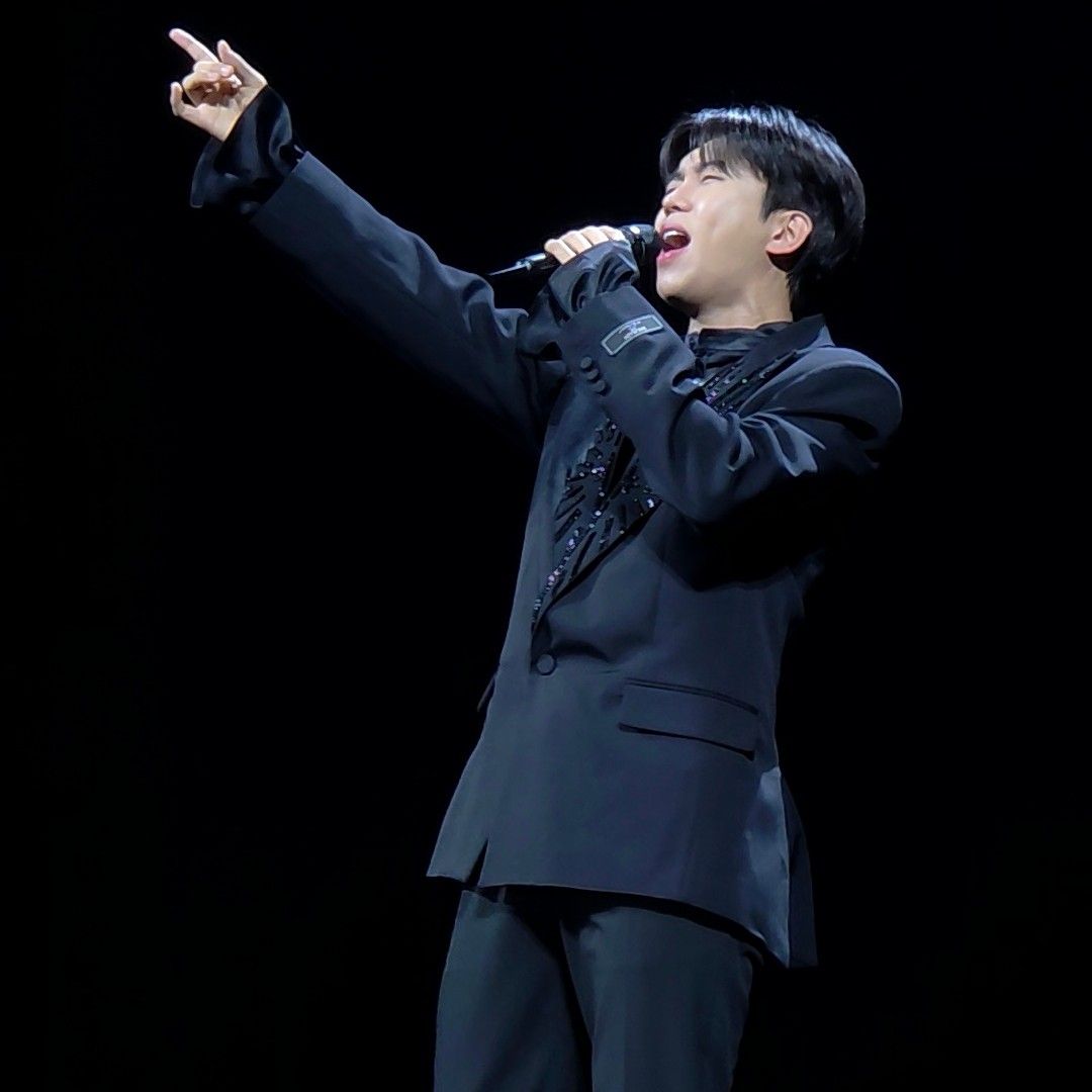 Behind-the-scenes cut of Lim Youngwoong