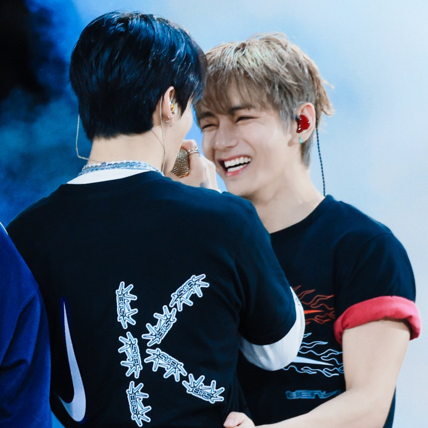 A moment captured by a fan of Kim Taehyung (V)
