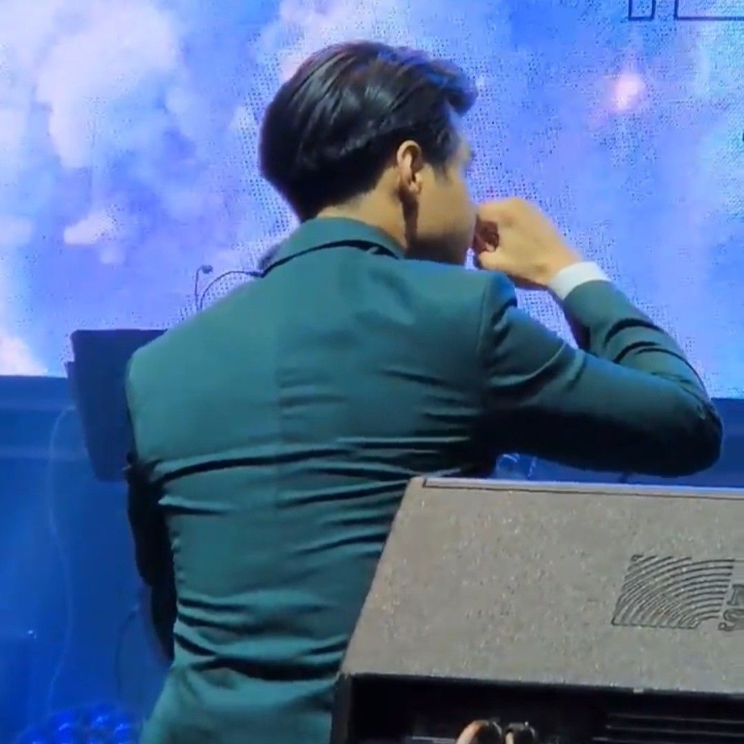 Momen yang diabadikan oleh penggemar Jo Myungsup