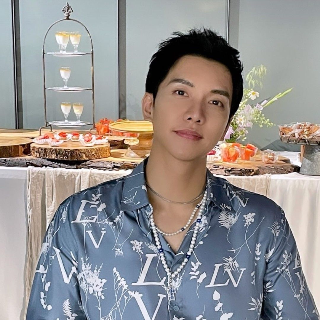 粉丝拍下的李升基瞬间