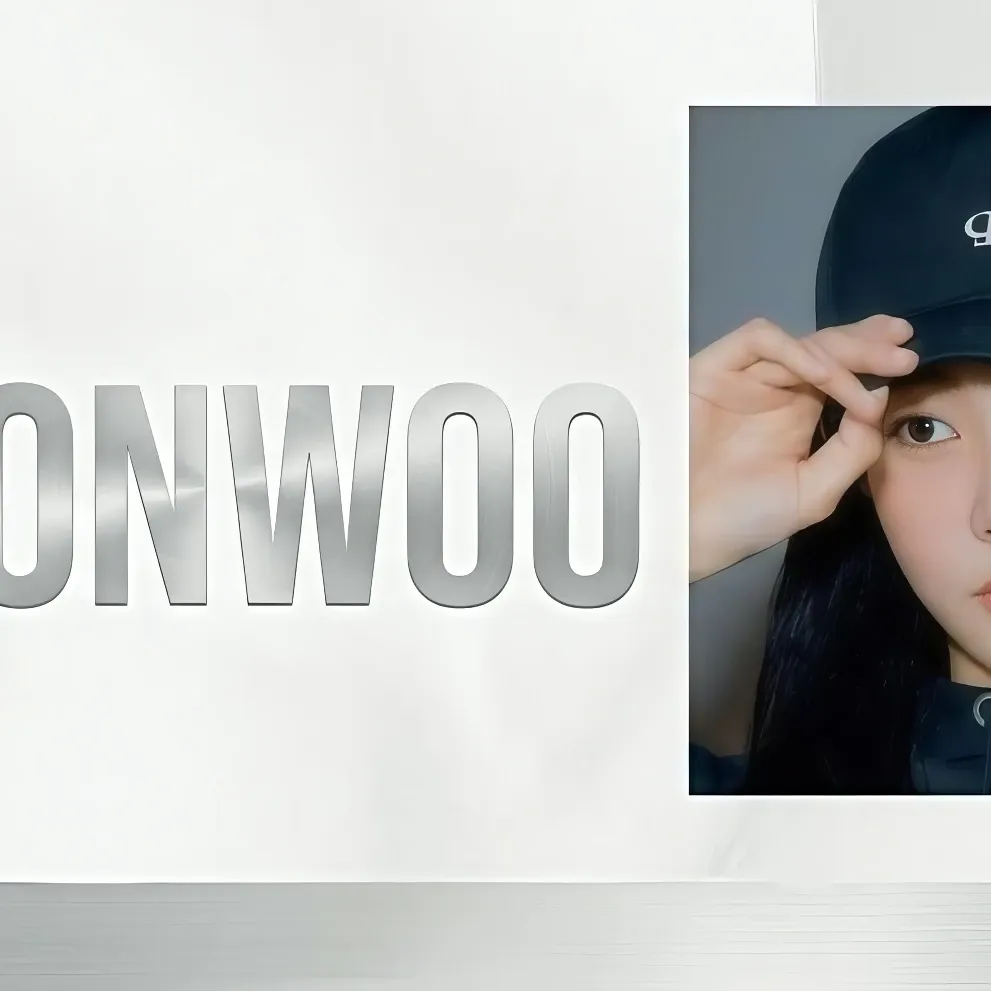 Recent activity shot of Yeonwoo
