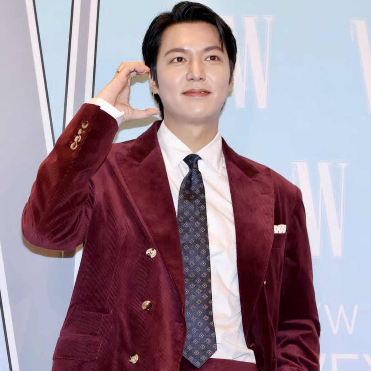Recent activity shot of Lee Minho