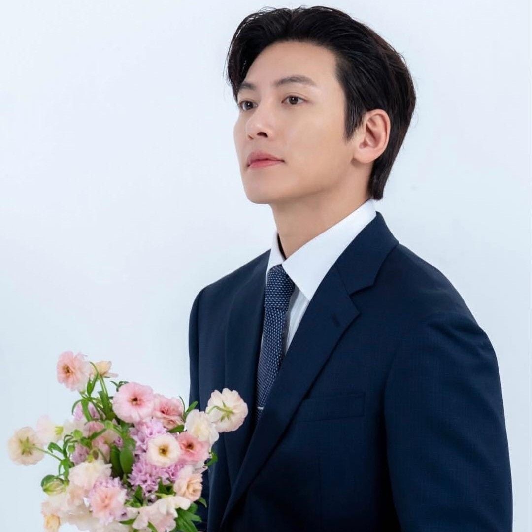 Recent activity shot of Ji Changwook