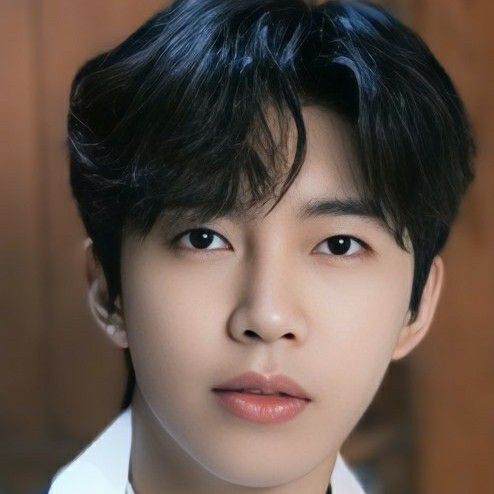 イム・ヨンウンの最近の活動ショット