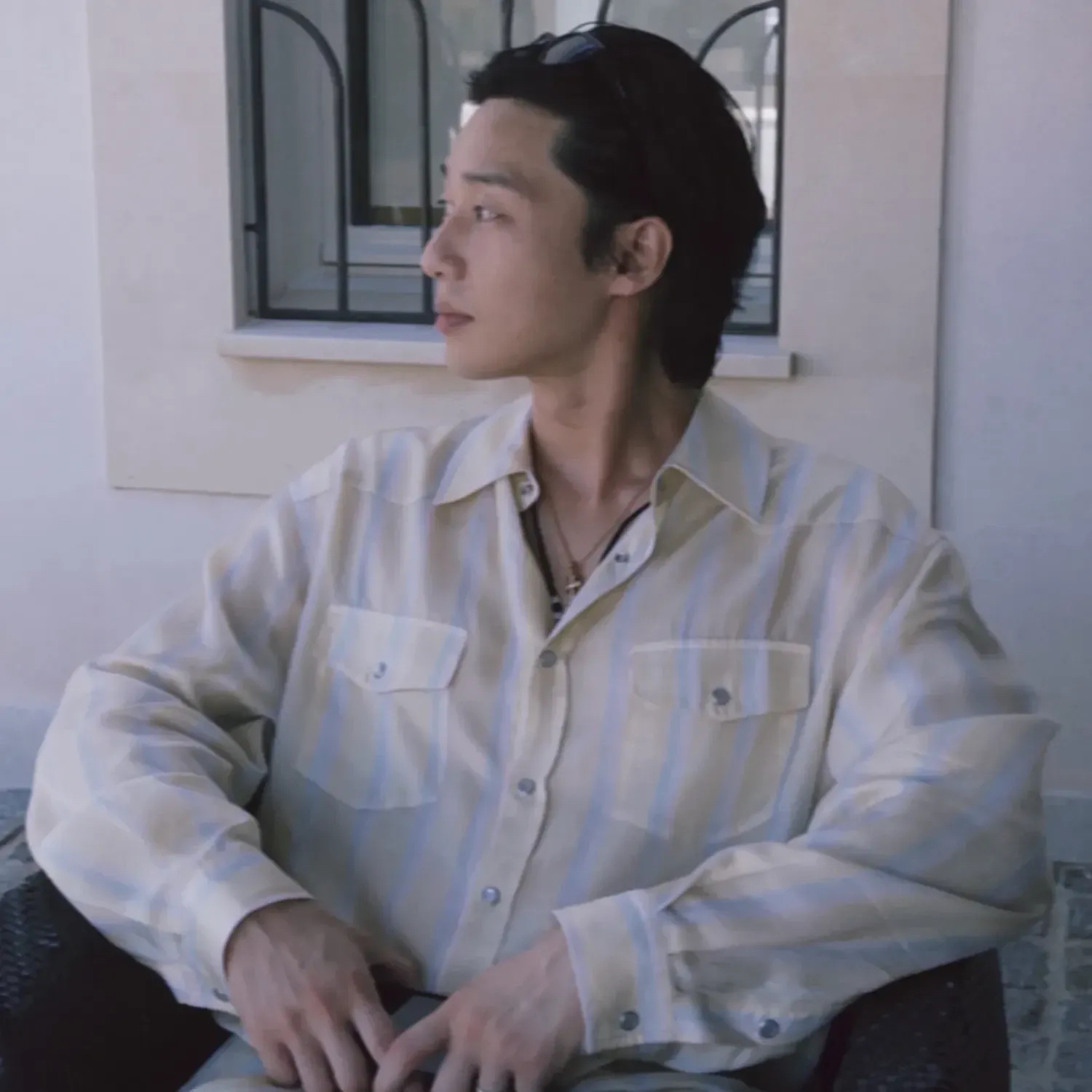 Behind-the-scenes cut of Park Seojoon