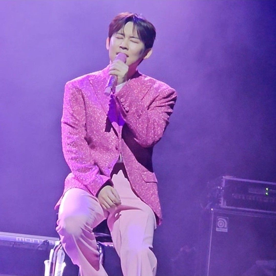 A moment captured by a fan of Jinuk