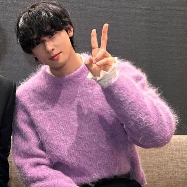 A moment captured by a fan of Cha Eunwoo